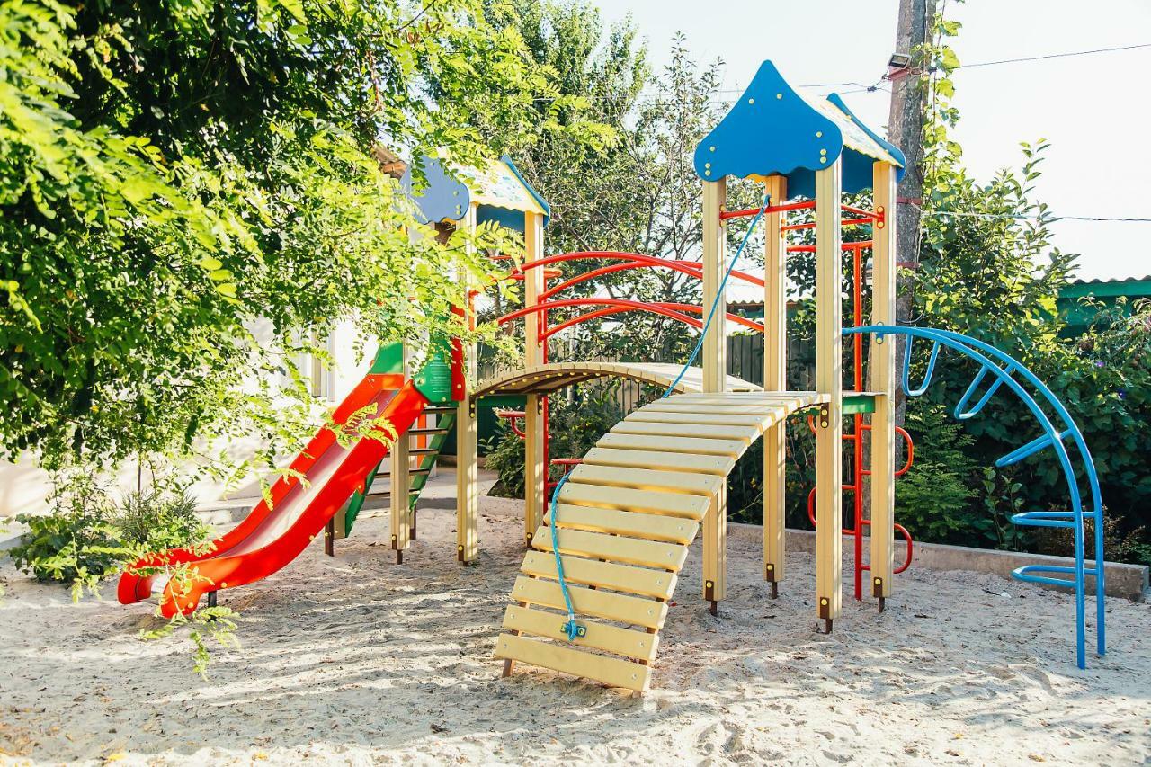 Hotel Baza Otdyha Primor'e Primorskoye Exterior foto